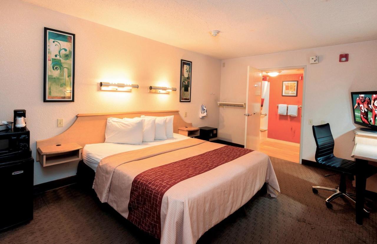 Red Roof Inn San Antonio Airport Ngoại thất bức ảnh