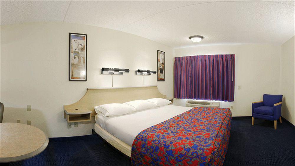 Red Roof Inn San Antonio Airport Ngoại thất bức ảnh
